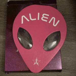 Jeffree Star Alien palette
